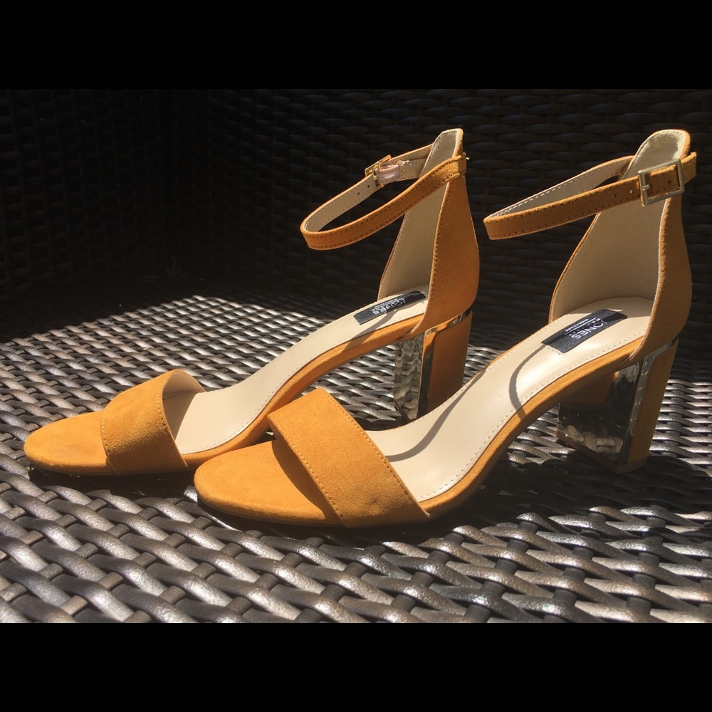 Jones New York block heels